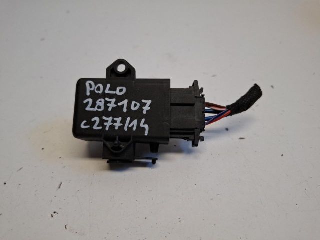 bontott VW POLO VI Ülésfűtés Vezérlő