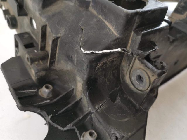 bontott VW POLO VI Vízhűtő Radiátor Tartó