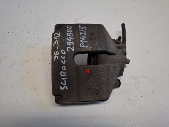 bontott VW SCIROCCO Jobb első Féknyereg Munkahengerrel