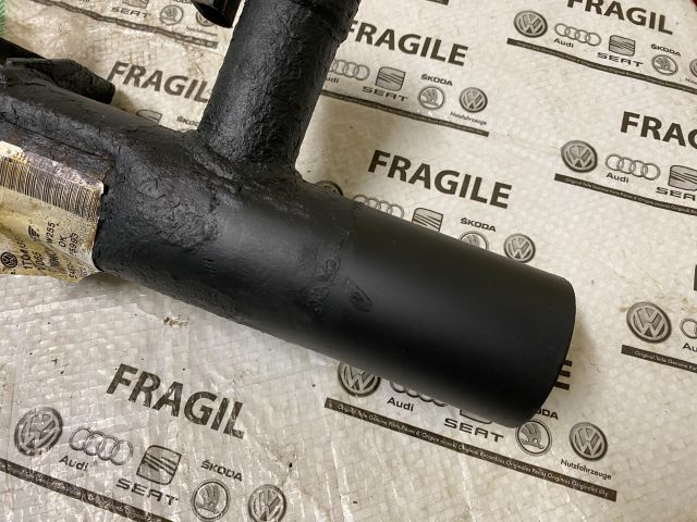 bontott VW SCIROCCO Bal első Gólyaláb (Lengécsillapító, Rugó)