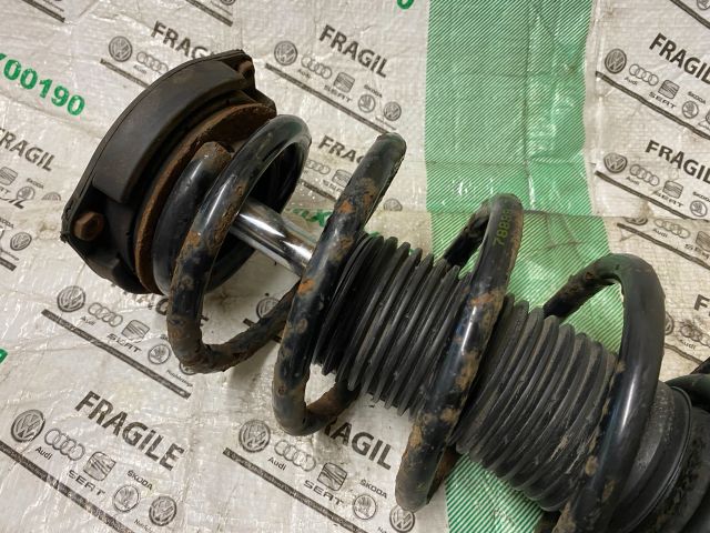 bontott VW SCIROCCO Bal első Gólyaláb (Lengécsillapító, Rugó)