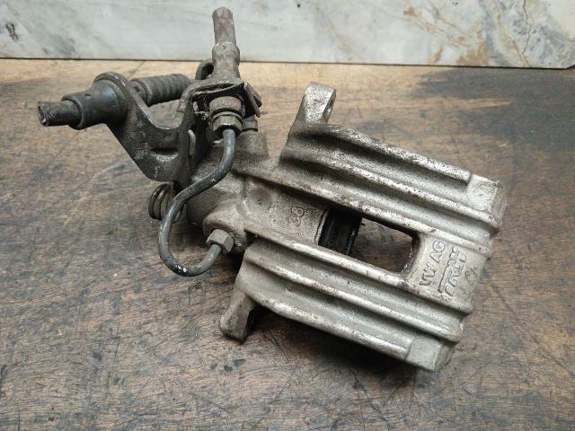 bontott VW SCIROCCO Bal hátsó Féknyereg Munkahengerrel