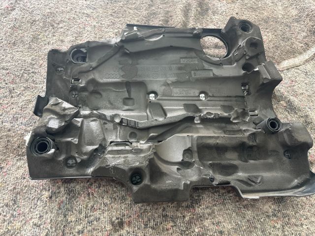 bontott VW SCIROCCO Felső Motorburkolat