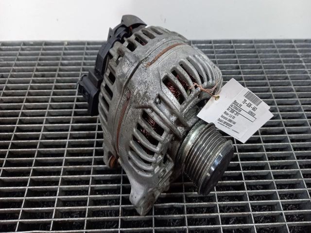 bontott VW SCIROCCO Generátor