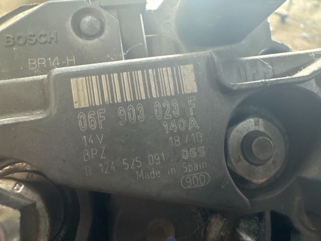 bontott VW SCIROCCO Generátor