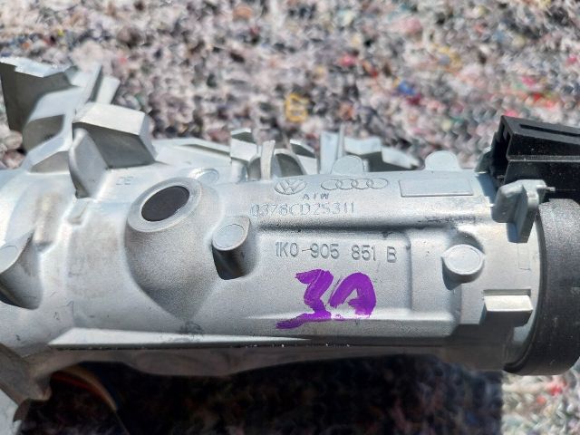 bontott VW SCIROCCO Gyújtáskapcsoló Házzal