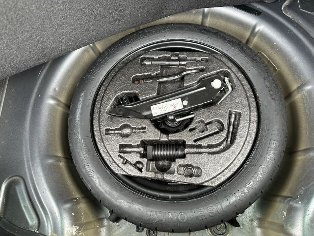 bontott VW SCIROCCO Jobb hátsó Féknyereg Munkahengerrel