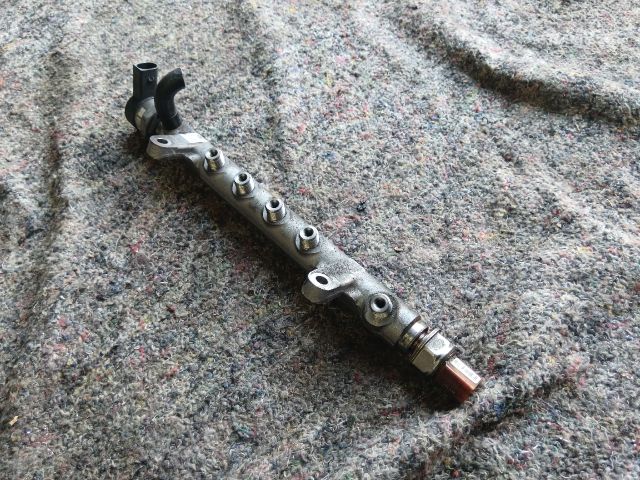 bontott VW SCIROCCO Közösnyomócső