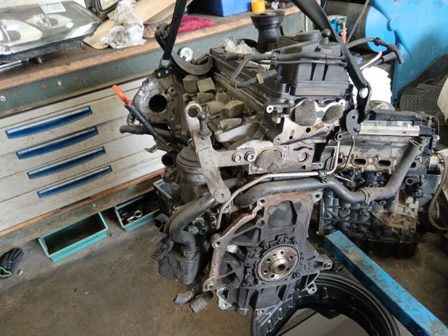 bontott VW SCIROCCO Motor (Fűzött blokk hengerfejjel)