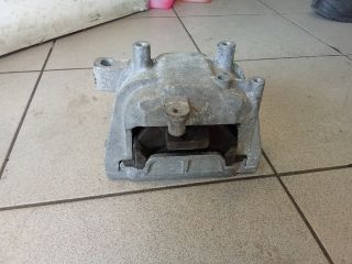 bontott VW SCIROCCO Motor Tartó Bak (Pozíciófüggetlen)