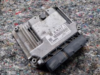 bontott VW SCIROCCO Motorvezérlő