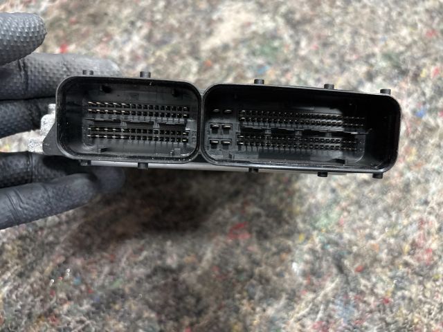 bontott VW SCIROCCO Motorvezérlő