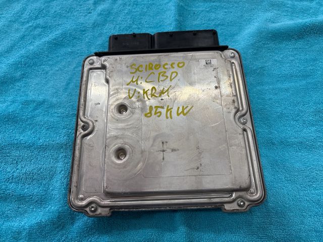 bontott VW SCIROCCO Motorvezérlő