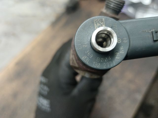 bontott VW SCIROCCO Porlasztó (1 db)