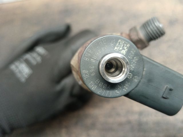 bontott VW SCIROCCO Porlasztó (1 db)