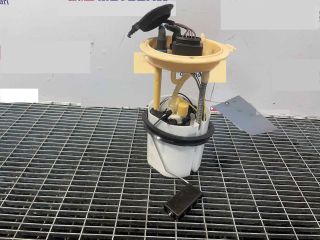 bontott VW SCIROCCO Üzemanyag Szivattyú