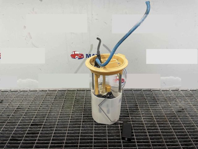 bontott VW SCIROCCO Üzemanyag Szivattyú