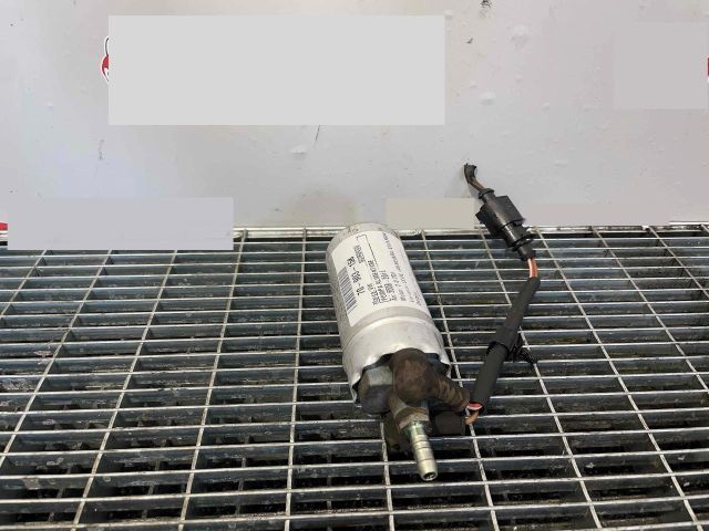 bontott VW SCIROCCO Üzemanyag Szivattyú