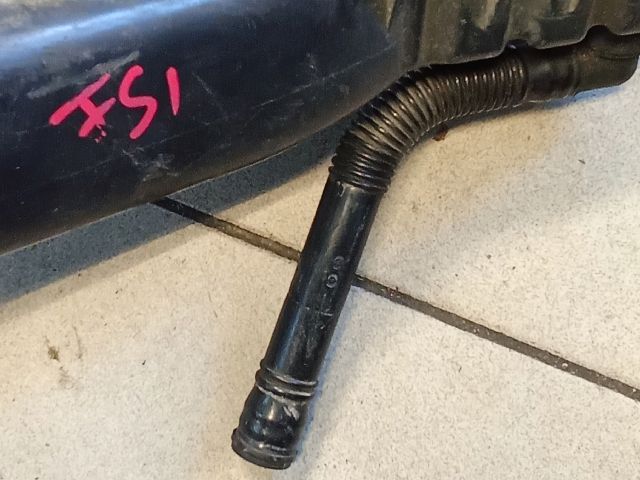 bontott VW SCIROCCO Légszűrő Ház