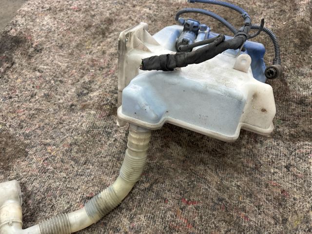 bontott VW SCIROCCO Ablakmosó Tartály