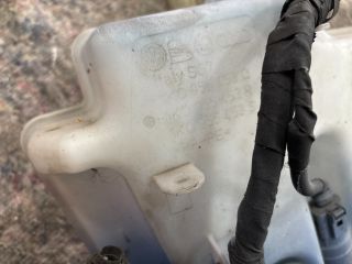 bontott VW SCIROCCO Ablakmosó Tartály