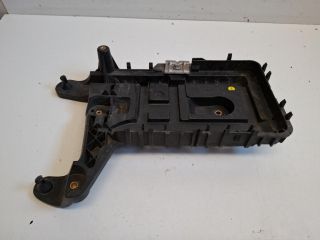 bontott VW SCIROCCO Akkumulátor Tartó