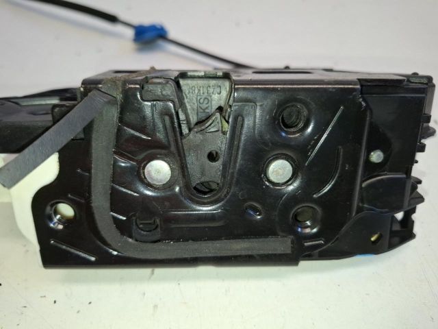 bontott VW SCIROCCO Bal első Ajtózár