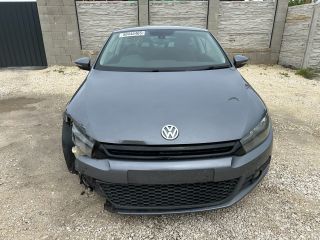 bontott VW SCIROCCO Bal első Hátsó Dobbetét (Kerékjárati, Műanyag)