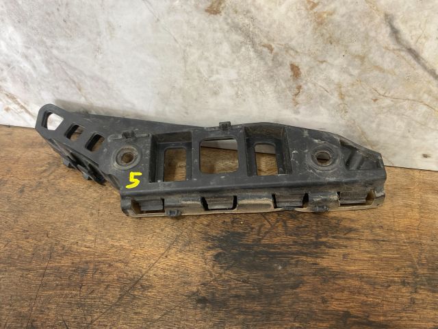 bontott VW SCIROCCO Bal első Oldal Lökhárító Tartó (Műanyag)