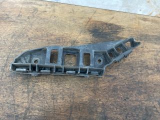 bontott VW SCIROCCO Bal első Oldal Lökhárító Tartó (Műanyag)