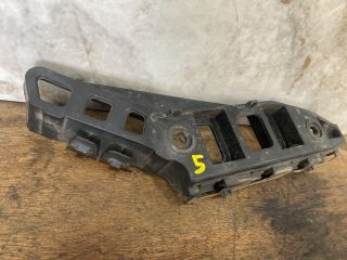 bontott VW SCIROCCO Bal első Oldal Lökhárító Tartó (Műanyag)