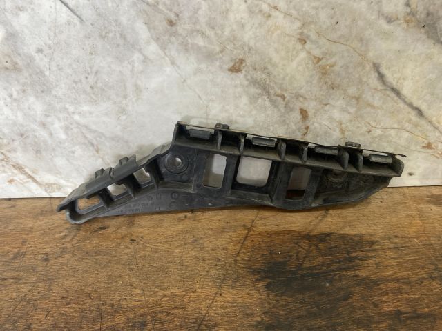 bontott VW SCIROCCO Bal első Oldal Lökhárító Tartó (Műanyag)