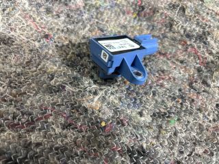 bontott VW SCIROCCO Bal első Oldal Ütközés Érzékelő