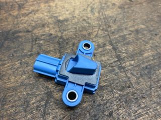 bontott VW SCIROCCO Bal első Oldal Ütközés Érzékelő