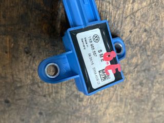 bontott VW SCIROCCO Bal első Oldal Ütközés Érzékelő