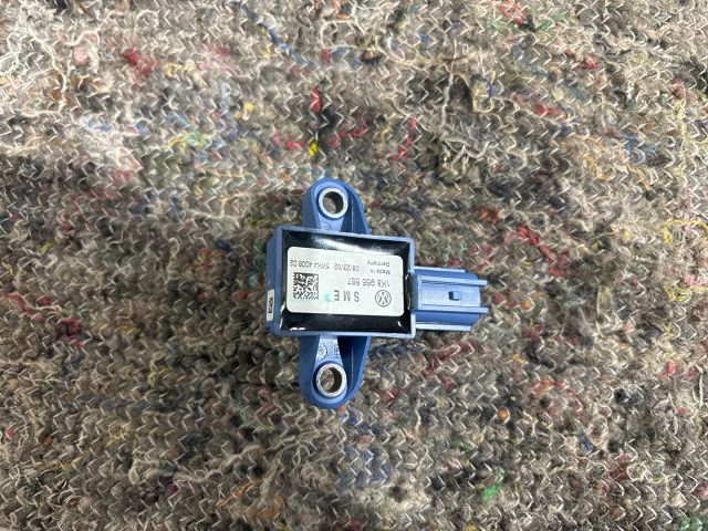 bontott VW SCIROCCO Bal első Oldal Ütközés Érzékelő