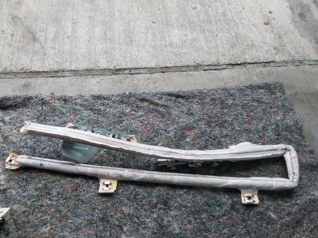 bontott VW SCIROCCO Bal Függönylégzsák és Oldallégzsák