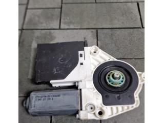 bontott VW SCIROCCO Bal hátsó Ablakemelő Motor