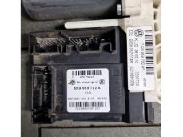 bontott VW SCIROCCO Bal hátsó Ablakemelő Motor