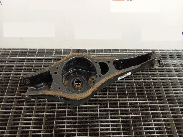 bontott VW SCIROCCO Bal hátsó Alsó Lengőkar