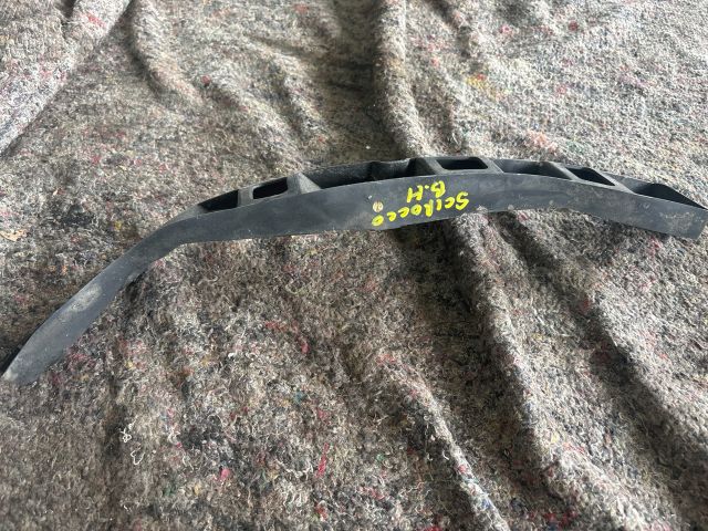 bontott VW SCIROCCO Bal hátsó Oldal Lökhárító Tartó (Műanyag)