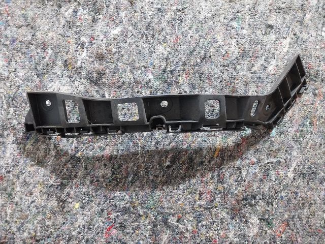 bontott VW SCIROCCO Bal hátsó Oldal Lökhárító Tartó (Műanyag)