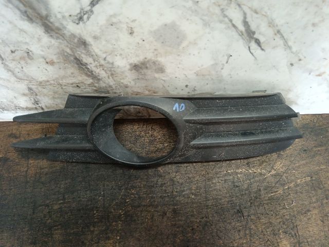 bontott VW SCIROCCO Bal Ködlámpa Rács