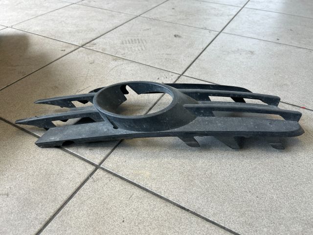 bontott VW SCIROCCO Bal Ködlámpa Rács