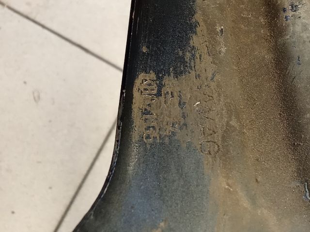 bontott VW SCIROCCO Bal Sárvédő Oldaltartó