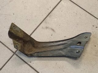 bontott VW SCIROCCO Bal Sárvédő Oldaltartó