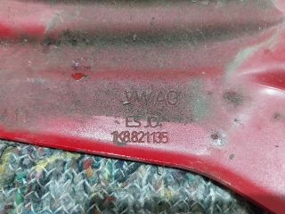 bontott VW SCIROCCO Bal Sárvédő Oldaltartó