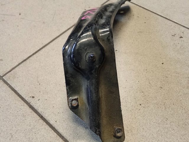 bontott VW SCIROCCO Bal Sárvédő Oldaltartó