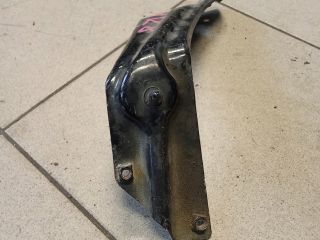 bontott VW SCIROCCO Bal Sárvédő Oldaltartó