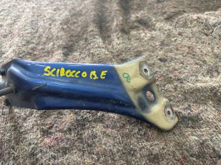 bontott VW SCIROCCO Bal Sárvédő Oldaltartó